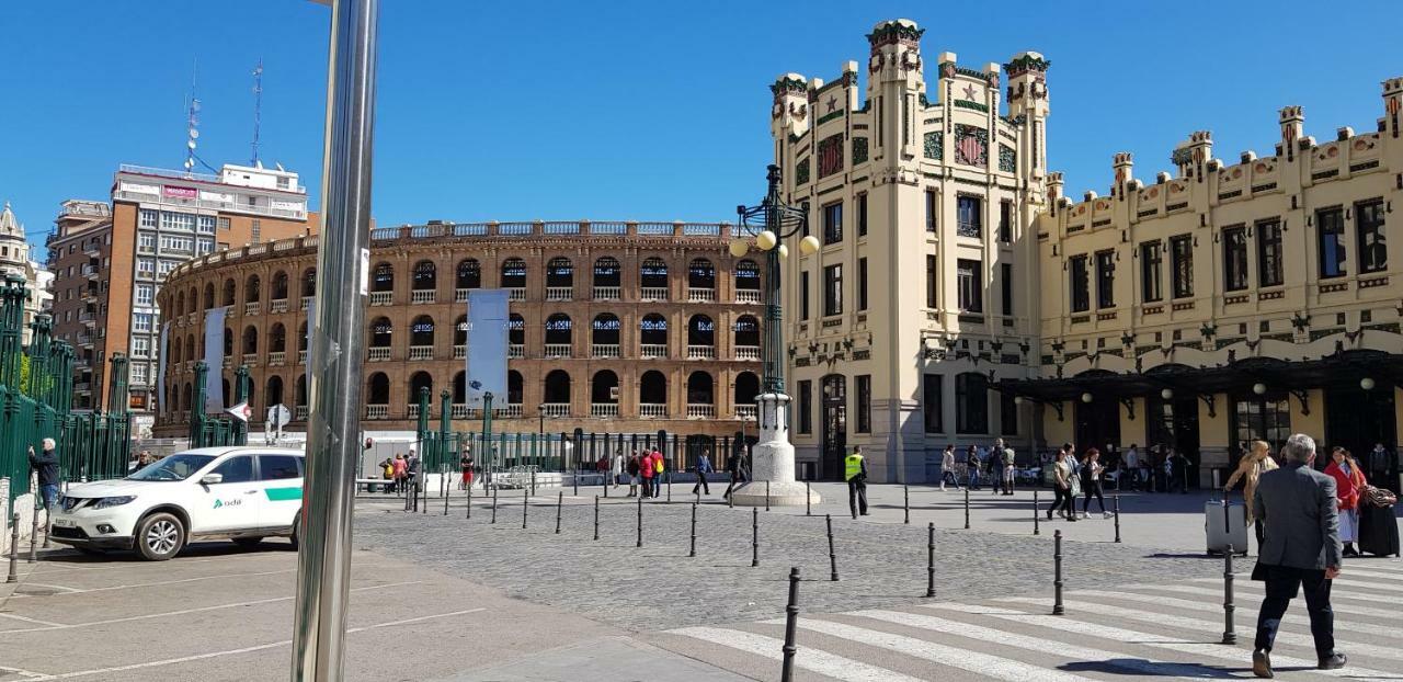 Edificio Tiziano Mercado Central فالنسيا المظهر الخارجي الصورة